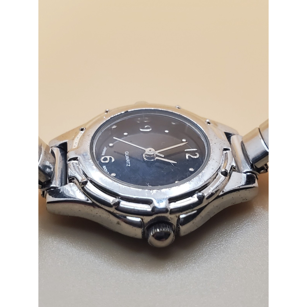 Womens Watch - Picture 10 of 11